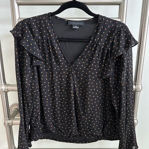 Sanctuary B-neck top with snap closure XS